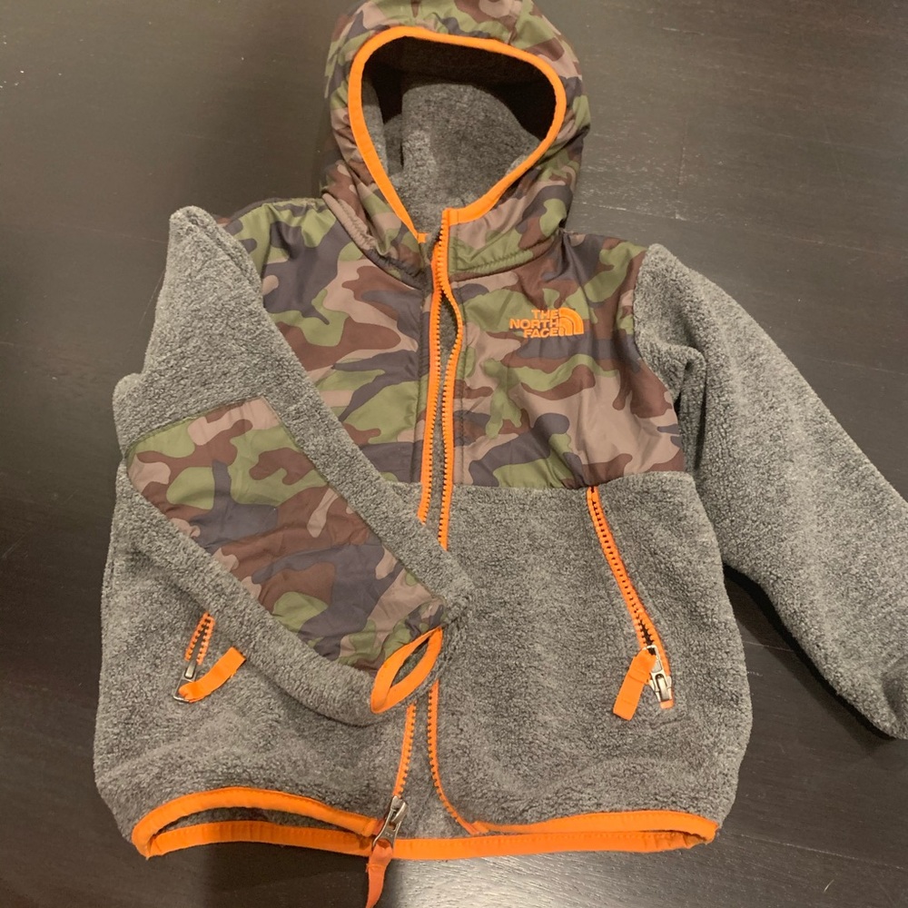 Boys Northface hooded zip up